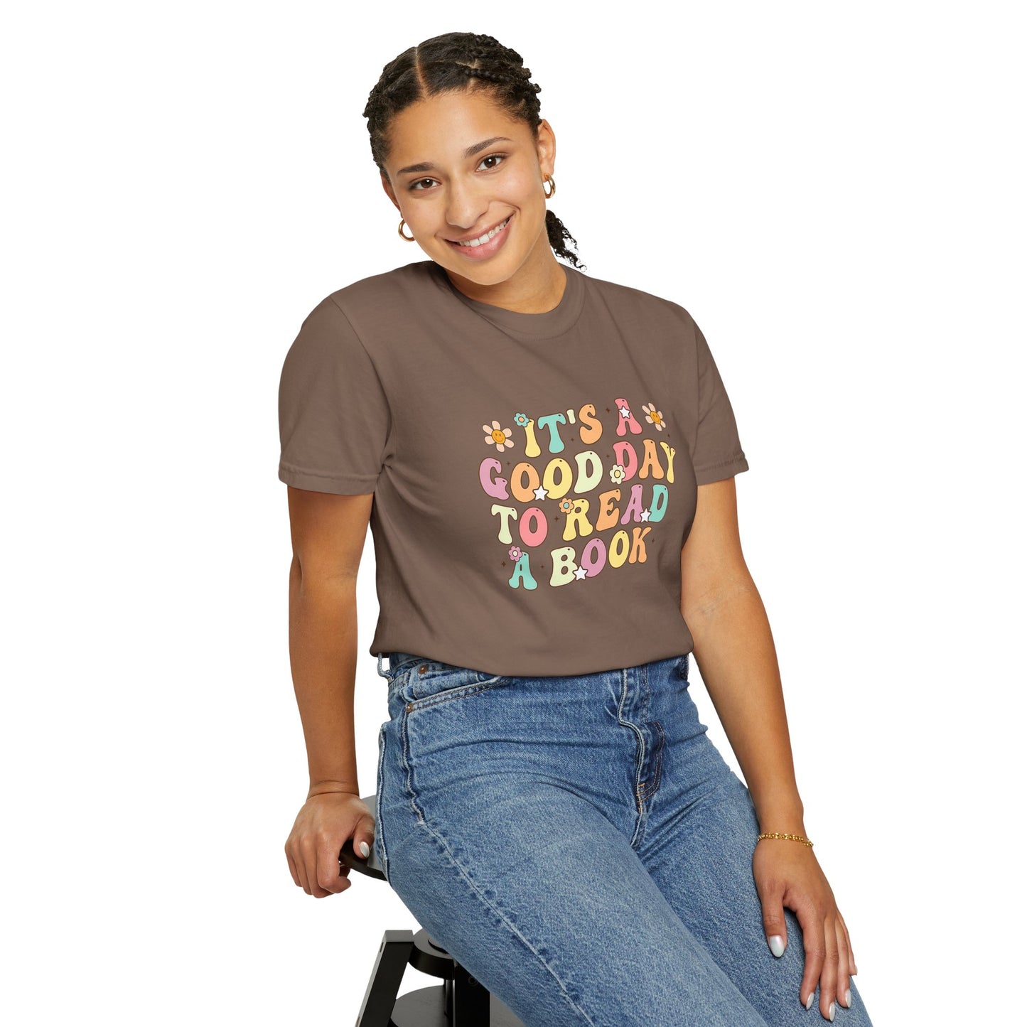 Comfort Colors Unisex Teacher It's a Good Day to Read a Book T-Shirt - Perfect for Teachers, Back to School, Gifts, Classroom Apparel, Casual Wear