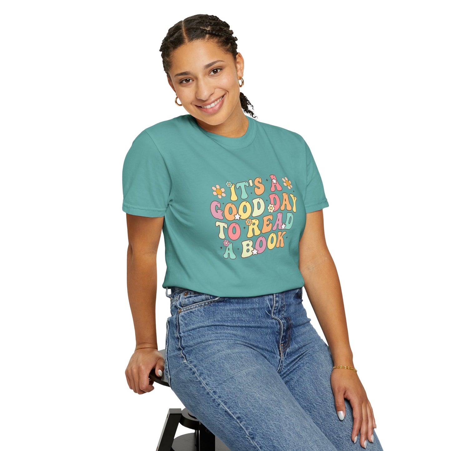 Comfort Colors Unisex Teacher It's a Good Day to Read a Book T-Shirt - Perfect for Teachers, Back to School, Gifts, Classroom Apparel, Casual Wear
